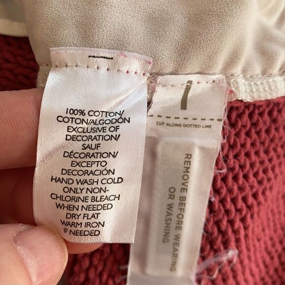 LOFT Women’s Sweater   - Picture 9 of 9